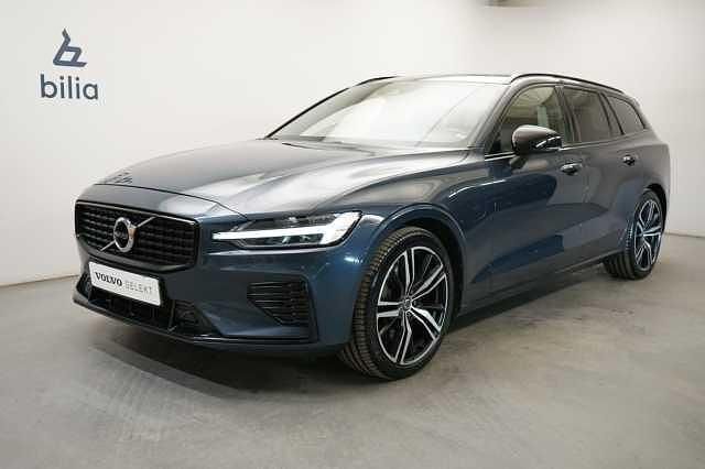 Mörkblå Begagnad 2022 Volvo V60 R-Design Kombi | 379 900 kr (Dyr) - Bild 1/3