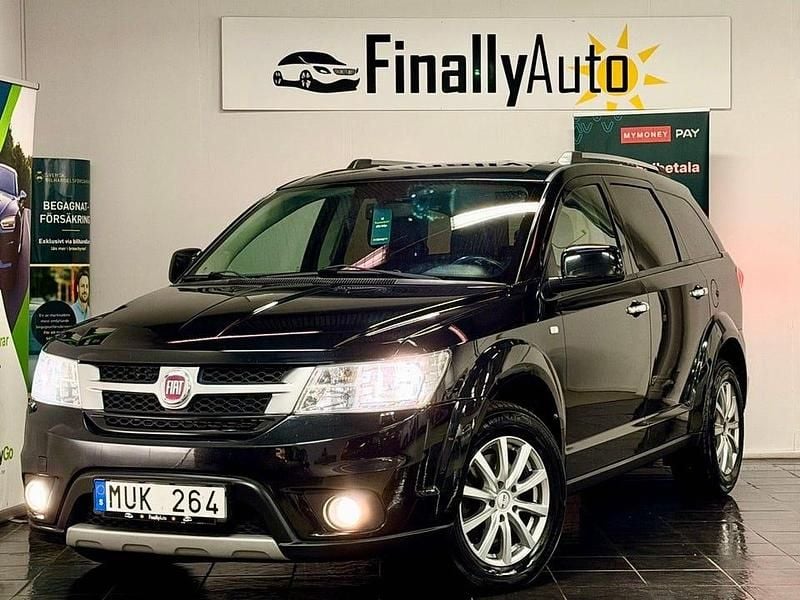 Svart Begagnad 2012 Fiat Freemont SUV | 118 900 kr (Marknadspris) - Bild 1/4
