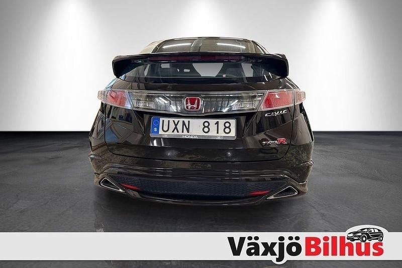 Begagnad Honda Civic Type R 201 HK (147 kW) 2007 Mörkbrun Halvkombi