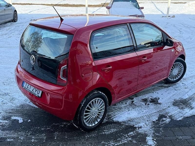 Begagnad VW up! high up! 75 HK (55 kW) 2014 Röd Halvkombi