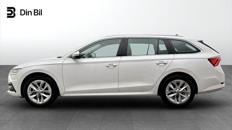 Begagnad Skoda Octavia Style 110 HK (80 kW) 2024 Vit Kombi