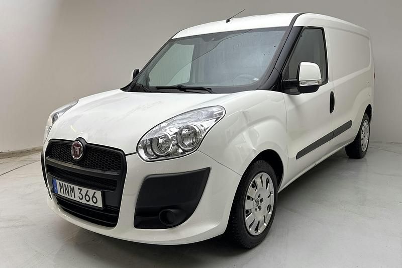 Vit Begagnad 2014 Fiat Doblò Minibuss | 30 000 kr - Bild 1/4