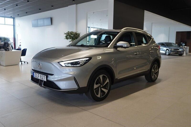 Begagnad MG ZS Luxury 130 kW (177 HK) 2021 Okänd Sedan