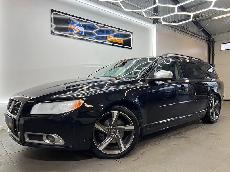 Begagnad Volvo V70 R-Design 163 HK (119 kW) 2013 Svart Kombi