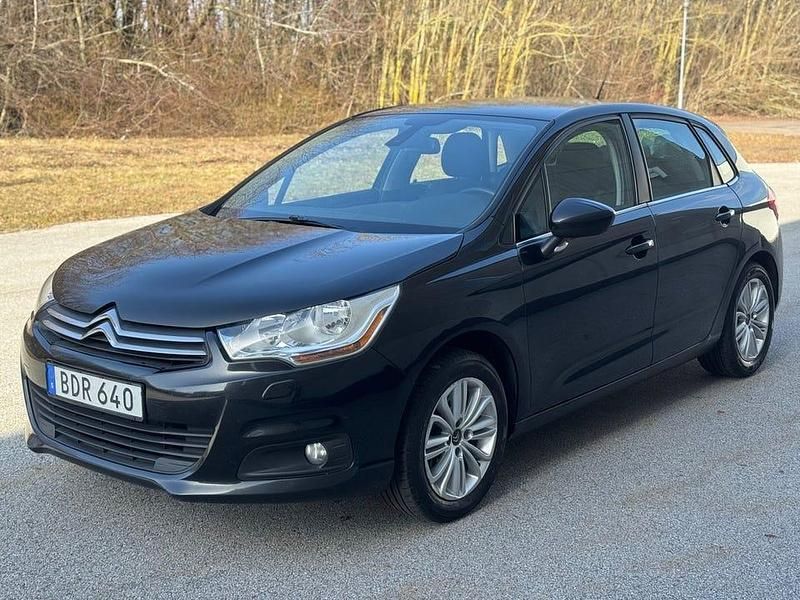 Begagnad Citroën C4 114 HK (83 kW) 2014 Svart