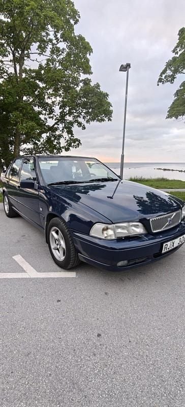 Begagnad 2000 Volvo S70 Sedan | 17 000 kr (Bra pris) - Bild 1/4