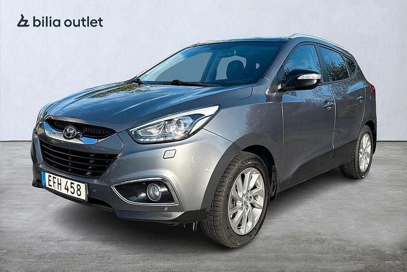 Grå Begagnad 2014 Hyundai ix35 Premium SUV | 114 900 kr (Marknadspris) - Bild 1/4