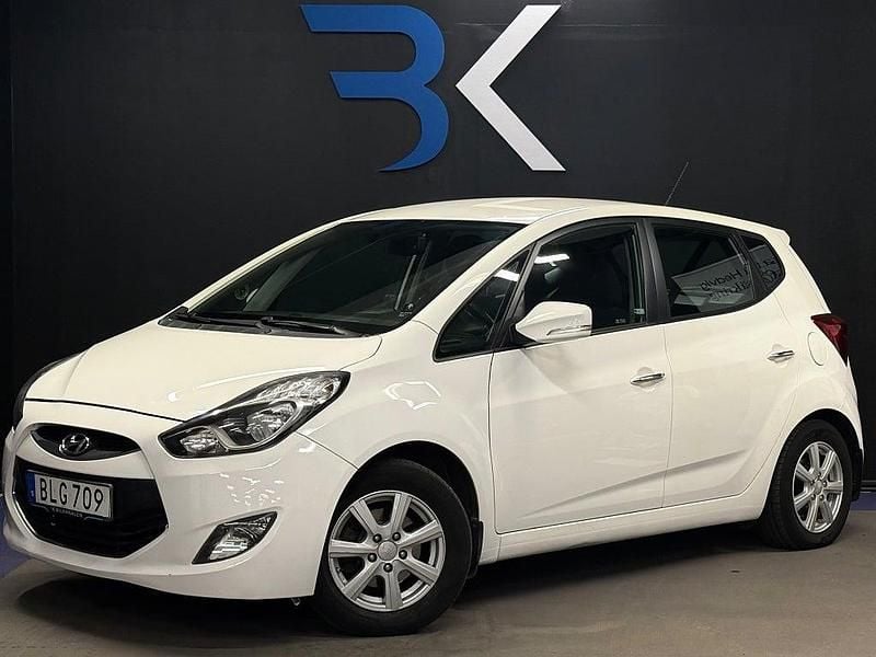 Vit Begagnad 2014 Hyundai ix20 Halvkombi | 89 900 kr (Marknadspris) - Bild 1/4