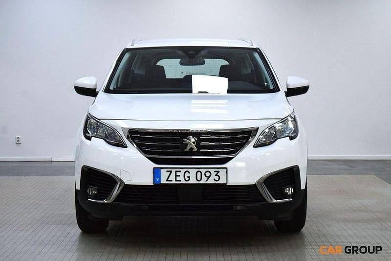 Vit Begagnad 2018 Peugeot 5008 Minibuss | 149 900 kr (Marknadspris) - Bild 1/4
