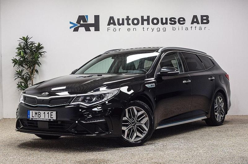 Svart Begagnad 2019 Kia Optima Hybrid Plus Sedan | 194 000 kr (Marknadspris) - Bild 1/4