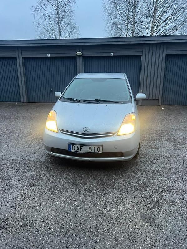 Begagnad Toyota Prius 112 HK (82 kW) 2008 Halvkombi