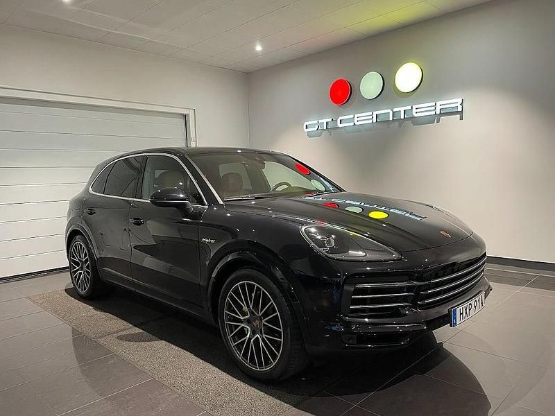 Svart Begagnad 2021 Porsche Cayenne SUV | 769 900 kr (Bra pris) - Bild 1/4