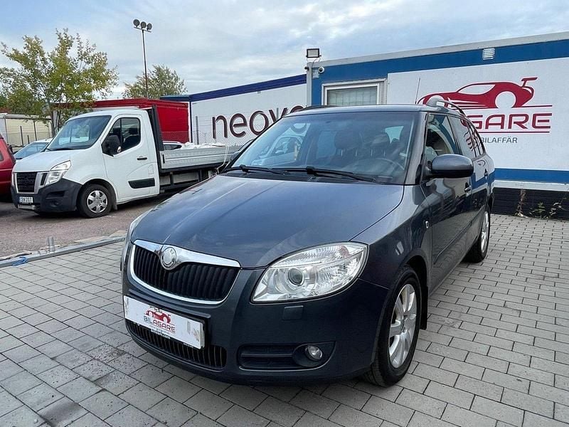 Mörkgrå Begagnad 2008 Skoda Fabia Kombi | 29 900 kr (Marknadspris) - Bild 1/4