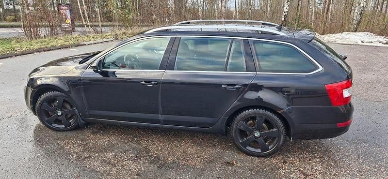 Begagnad 2015 Skoda Octavia Kombi | 53 000 kr (Superpris) - Bild 1/4