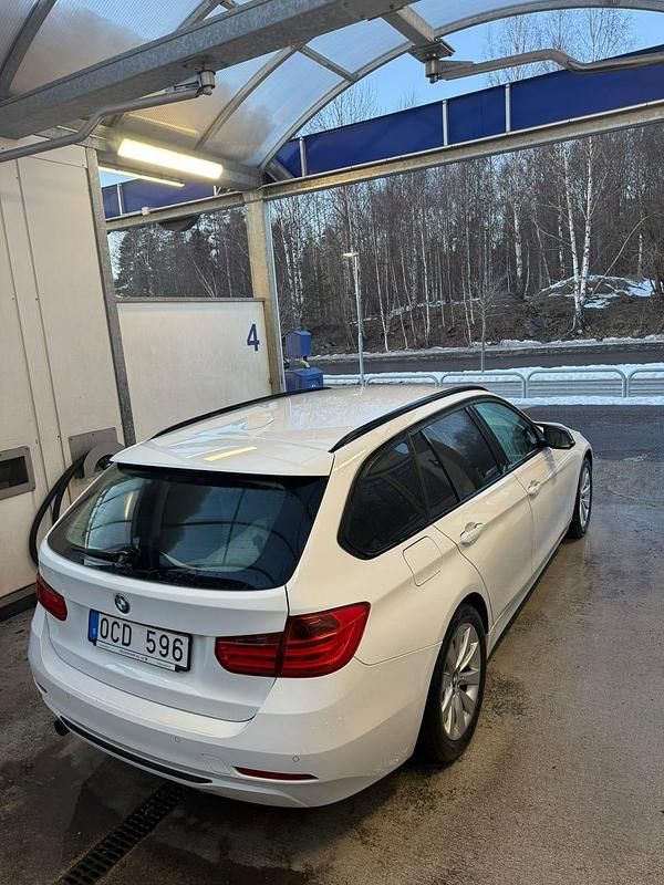 Begagnad BMW 320 184 HK (135 kW) 2014 Kombi