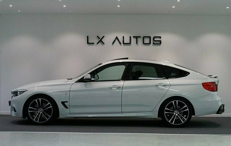 Vit Begagnad 2013 BMW 328 Gran Turismo M Sport Halvkombi | 249 000 kr - Bild 1/4