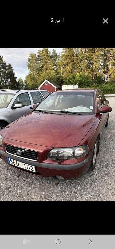 Röd Begagnad 2001 Volvo S60 Business Edition Sedan | 4 000 kr (Superpris) - Bild 1/2