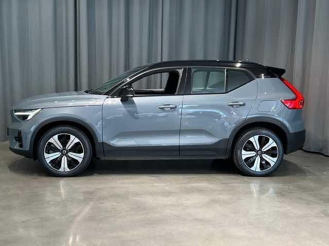 Begagnad Volvo XC40 Core 185 kW (252 HK) 2022 Grå SUV