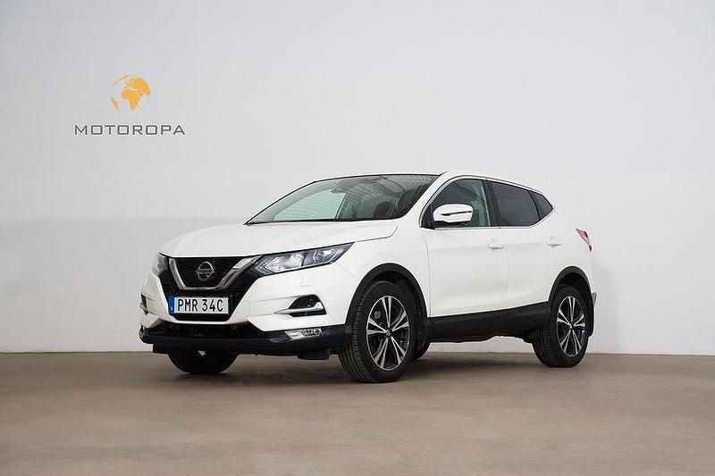 Vit Begagnad 2019 Nissan Qashqai SUV | 189 000 kr (Marknadspris) - Bild 1/4