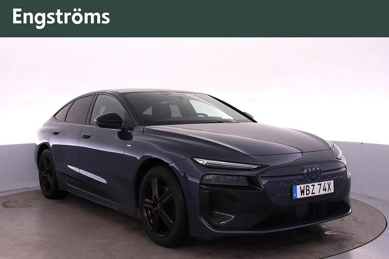 Blå Begagnad 2025 Audi e-tron Sportback S-Line SUV | 849 000 kr - Bild 1/4