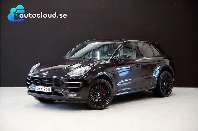 Begagnad Porsche Macan Turbo Sport 400 HK (294 kW) 2015 Svart SUV