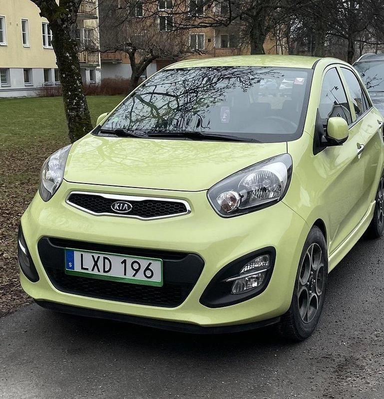 Grön Begagnad 2012 Kia Picanto Comfort Halvkombi | 38 000 kr (Bra pris) - Bild 1/4