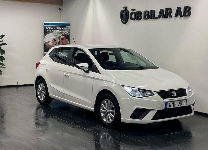 Begagnad Seat Ibiza Style 90 HK (66 kW) 2019 Vit Halvkombi