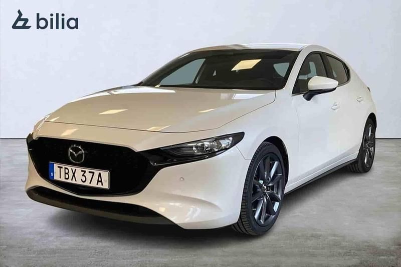 Vit Begagnad 2019 Mazda 3 Halvkombi | 169 900 kr - Bild 1/1