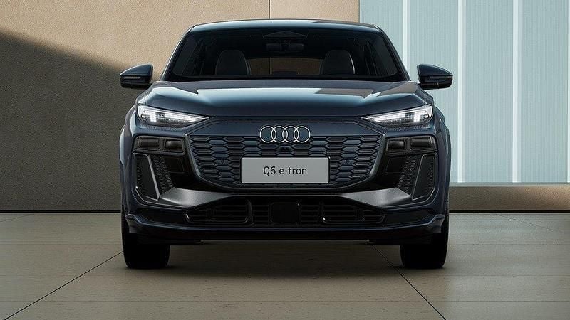Ny Audi Q6 Sportback e-tron S-Line 185 kW (252 HK) 2025 Blå (plasmablå metallic) SUV