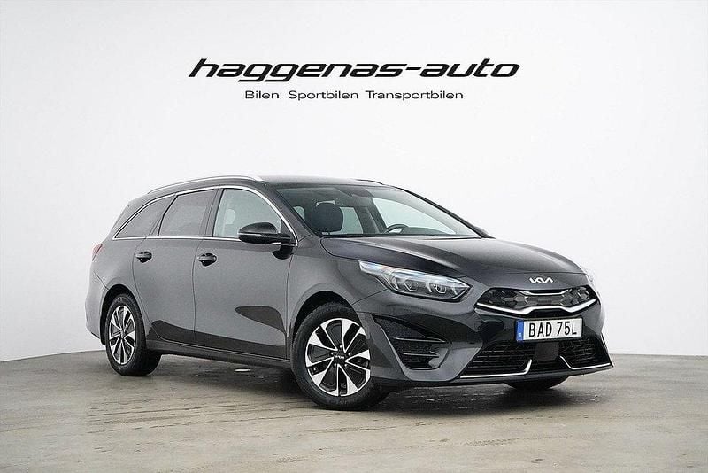 Svart Begagnad 2023 Kia Ceed Sportswagon Advance Kombi | 269 000 kr (Marknadspris) - Bild 1/4
