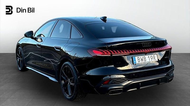 Ny Audi A5 Sport 252 HK (185 kW) 2025 Mytsvart metallic Sedan