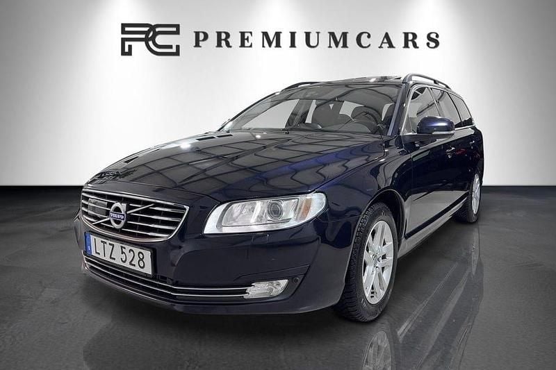 Begagnad Volvo V70 Momentum 181 HK (133 kW) 2016 Blå Kombi