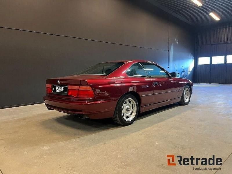 Begagnad BMW 850 301 HK (221 kW) 1990 Calypsoröd Sportkupé