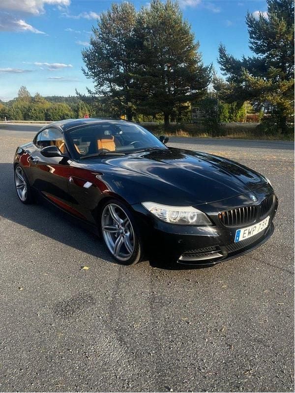 Svart Begagnad 2011 BMW Z4 Comfort Edition Cab | 255 000 kr (Bra pris) - Bild 1/4