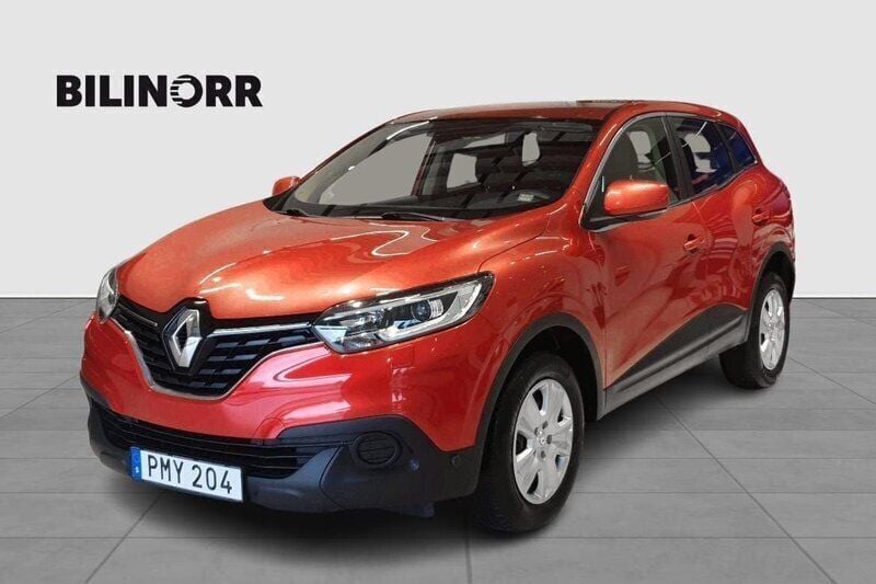 Röd Begagnad 2015 Renault Kadjar Life SUV | 129 900 kr - Bild 1/4