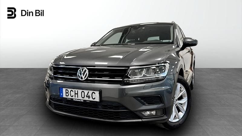 Indium grey metallic Begagnad 2020 VW Tiguan Executive SUV | 244 900 kr (Bra pris) - Bild 1/4