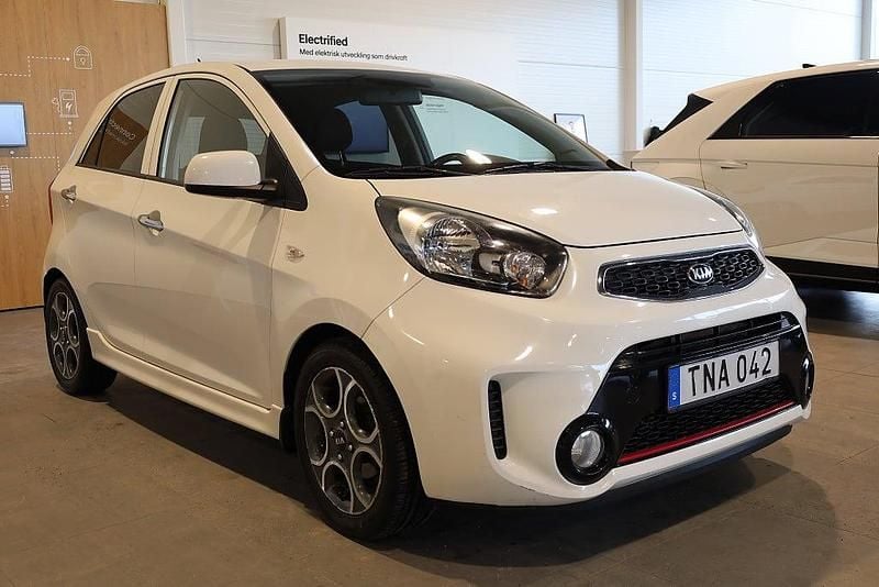 Begagnad Kia Picanto 67 HK (49 kW) 2015 Vit Halvkombi