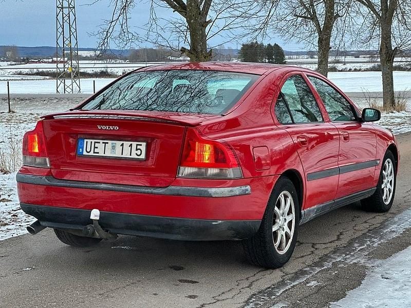Begagnad Volvo S60 Business Edition 209 HK (153 kW) 2003 Röd Sedan