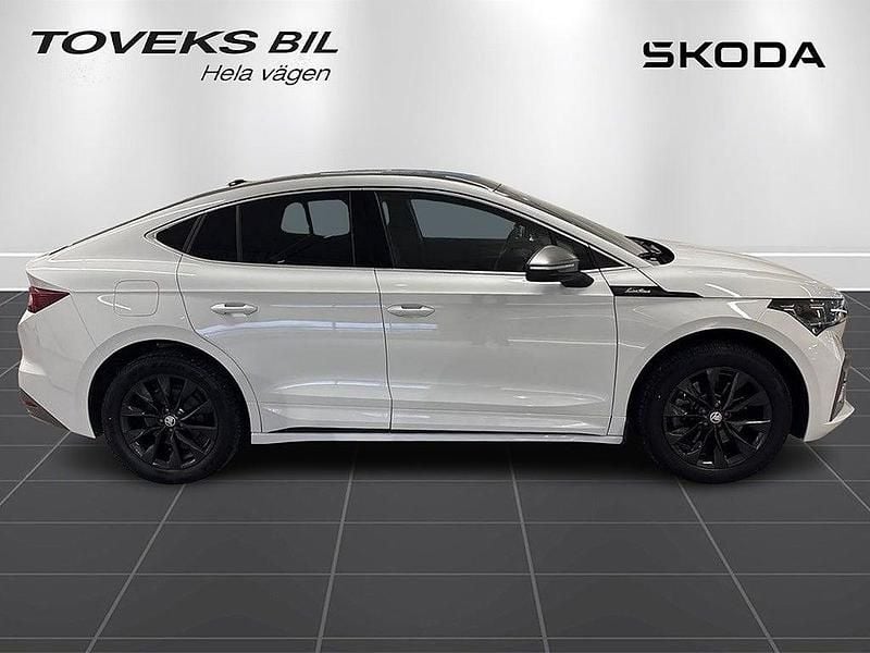 Begagnad Skoda Enyaq iV LAURIN & KLEMENT 210 kW (286 HK) 2024 Moon white metallic SUV