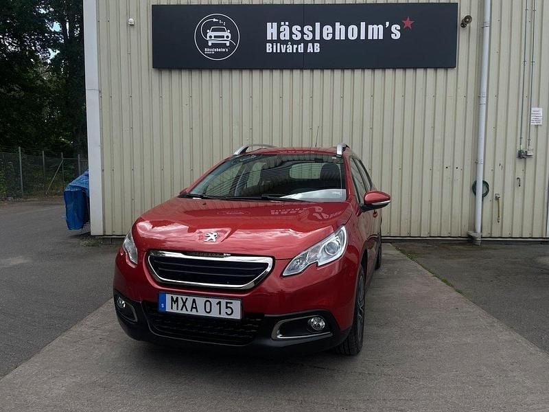 Röd Begagnad 2015 Peugeot 2008 SUV | 94 900 kr (Bra pris) - Bild 1/4