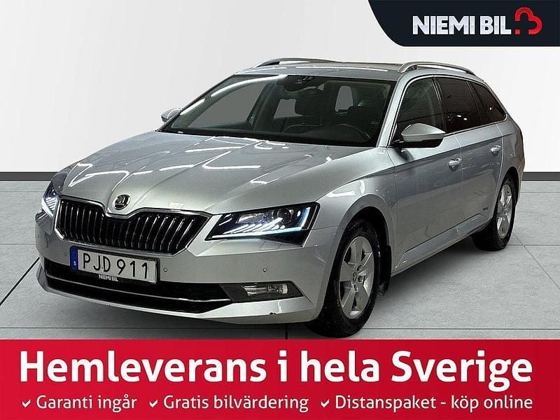 Silver Begagnad 2017 Skoda Superb Business Line Kombi | 204 900 kr (Marknadspris) - Bild 1/3