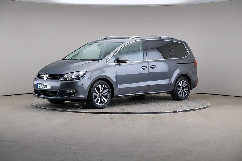 Begagnad VW Sharan 150 HK (110 kW) 2020 Indium grey (metallic) Minibuss