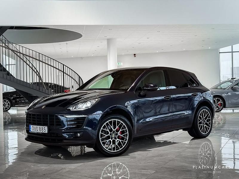 Blå Begagnad 2018 Porsche Macan SUV | 349 000 kr (Marknadspris) - Bild 1/4