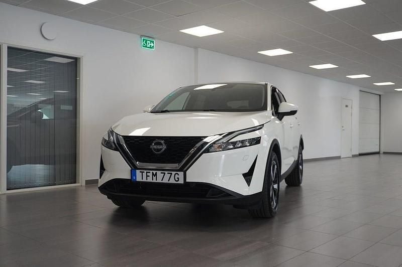 Begagnad Nissan Qashqai N-Connecta 158 HK (116 kW) 2022 Vit SUV