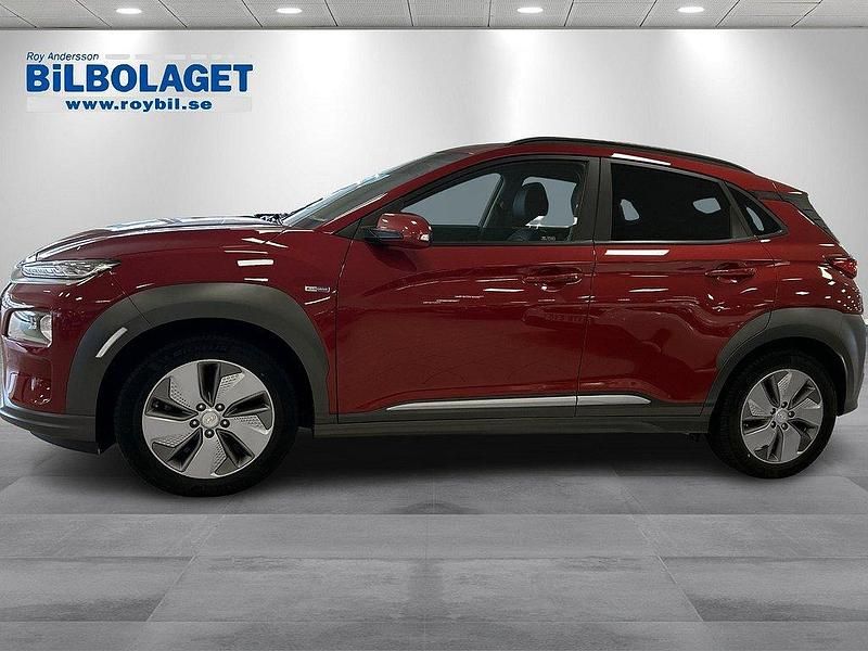 Begagnad Hyundai Kona Trend 150 kW (204 HK) 2020 Röd metallic SUV