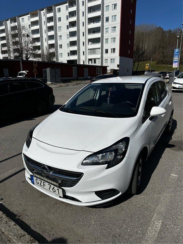 Vit Begagnad 2015 Opel Corsa Enjoy Halvkombi | 70 000 kr (Marknadspris) - Bild 1/4