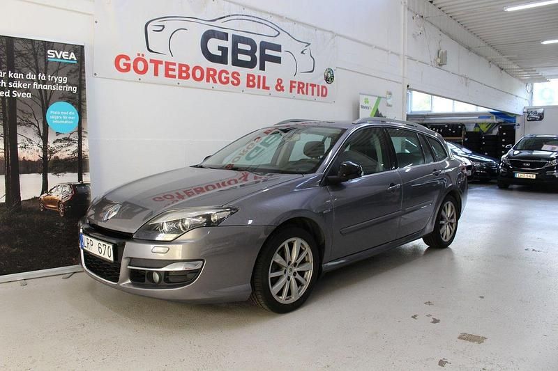Grå Begagnad 2011 Renault Laguna GrandTour Kombi | 59 900 kr (Marknadspris) - Bild 1/3