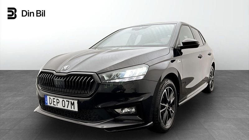 Svart Begagnad 2023 Skoda Fabia Monte Carlo Halvkombi | 229 900 kr (Marknadspris) - Bild 1/4