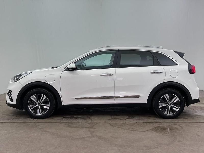 Begagnad Kia Niro Advance 141 HK (103 kW) 2021 Vit SUV