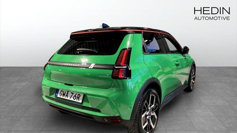Ny Renault R5 Evolution 69 kW (95 HK) 2025 Grön Halvkombi